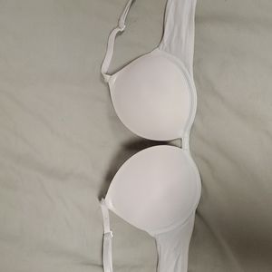 VS PINK Wear Everywhere Super Push-up bra 32A
